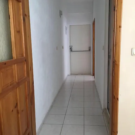 Oeznur Lägenhetshotell Side