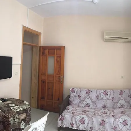 Oeznur 公寓式酒店