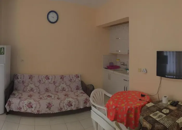 Апарт-отель Oeznur Сиде