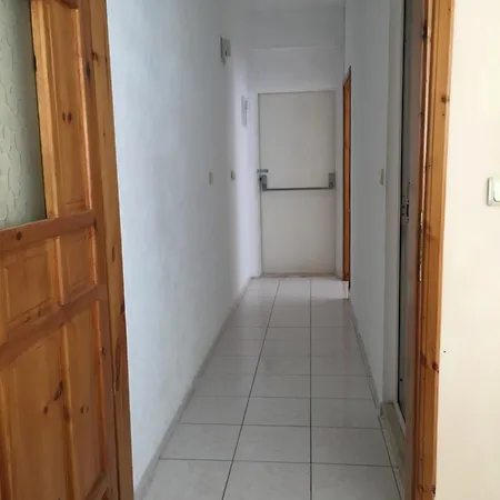 Oeznur 아파트호텔