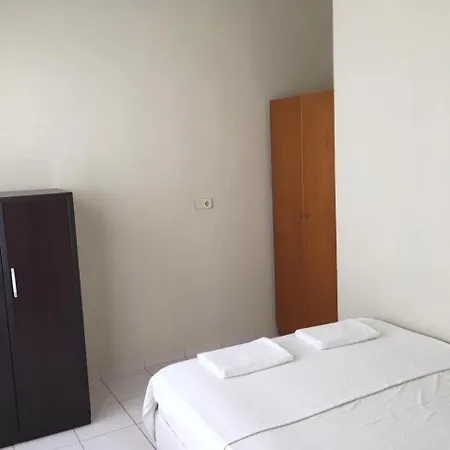Aparthotel Oeznur *