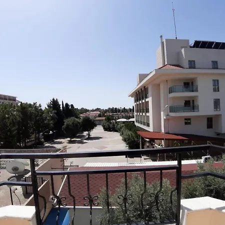 Oeznur Aparthotel